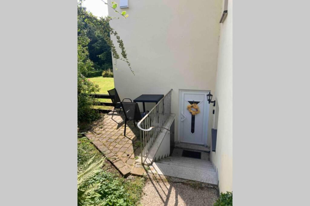 Wunderschone Komplett Neu Eingerichtete Wohnung Emmerthal Luaran gambar